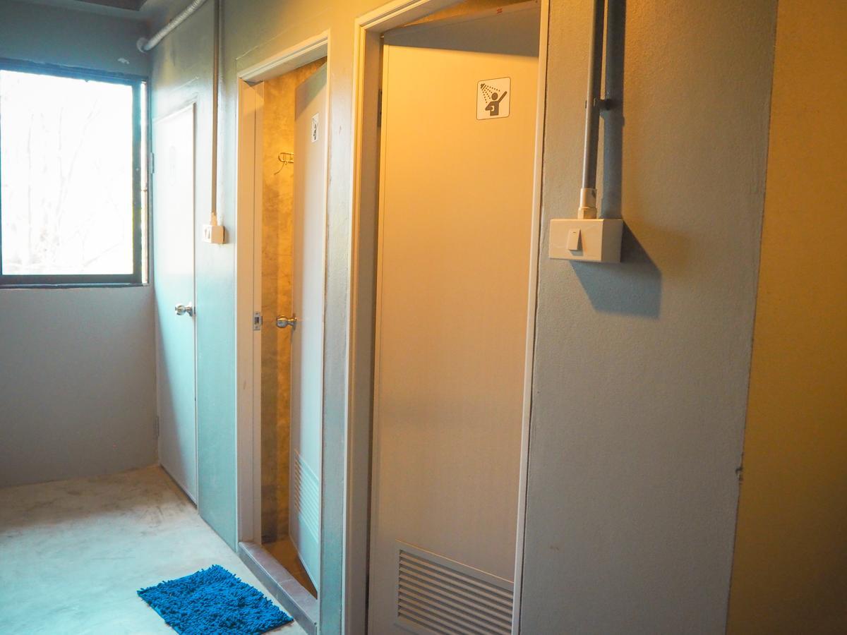 Hygge Hostel Chiangmai  Chiang Mai Bagian luar foto
