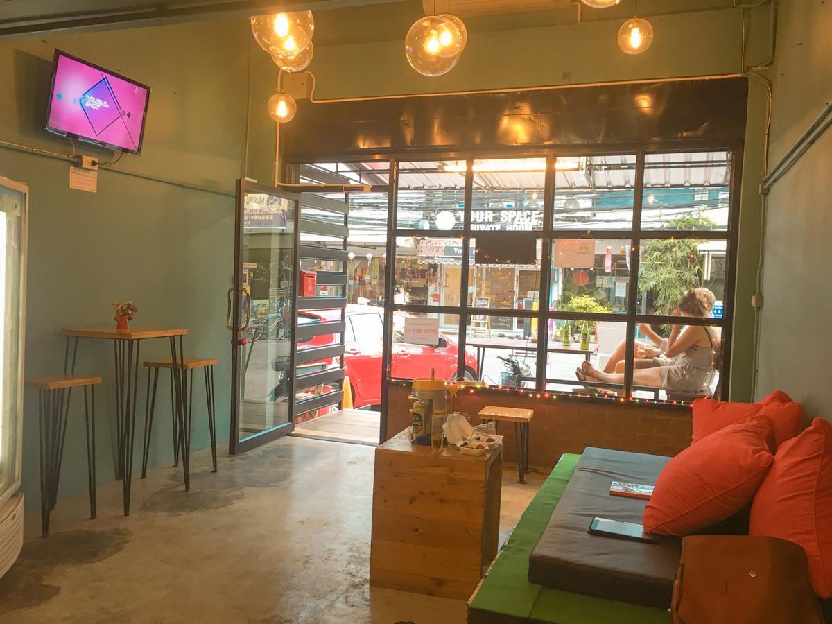 Hygge Hostel Chiangmai  Chiang Mai Bagian luar foto
