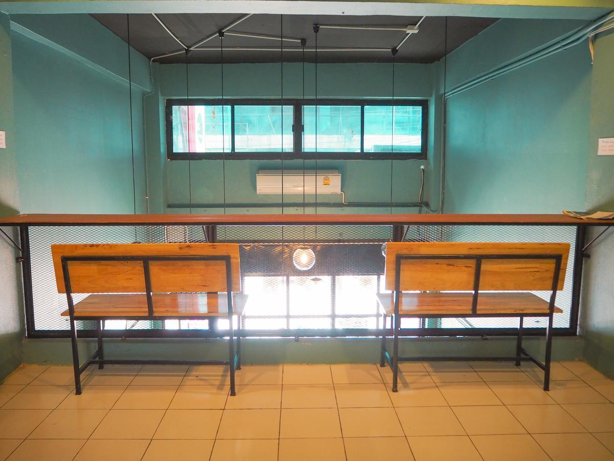 Hygge Hostel Chiangmai  Chiang Mai Bagian luar foto