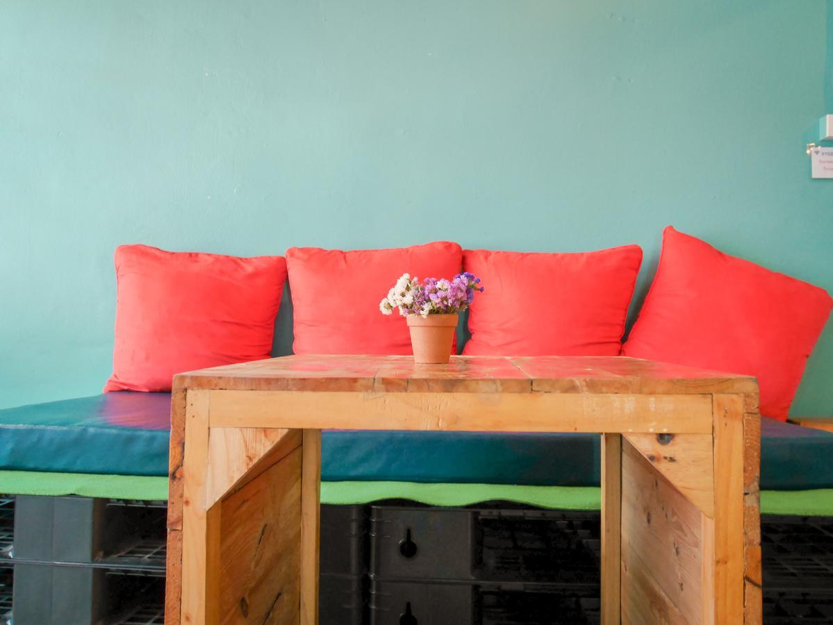 Hygge Hostel Chiangmai  Chiang Mai Bagian luar foto