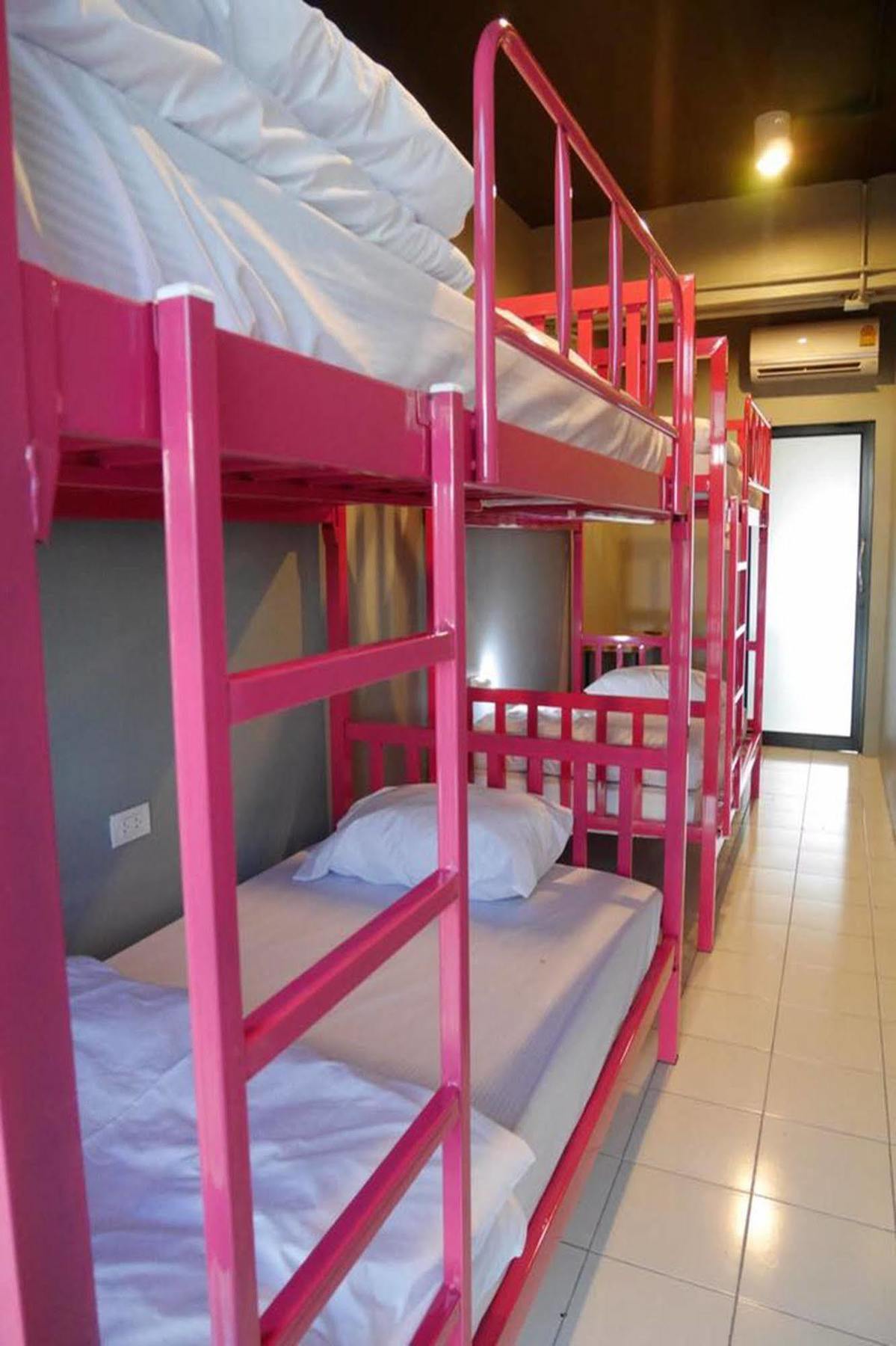 Hygge Hostel Chiangmai  Chiang Mai Bagian luar foto